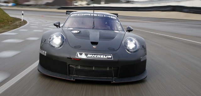 Porsche mostra la nuova 911 GTE