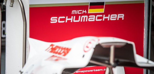 Macao - Libere 1<br />Conduce Schumacher <br />