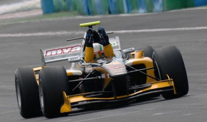 Magny-Cours, gara 1: Rigon e Nunes, doppietta Minardi