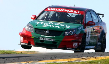 BTCC, Thruxton<br>Fabrizio Giovanardi è campione 