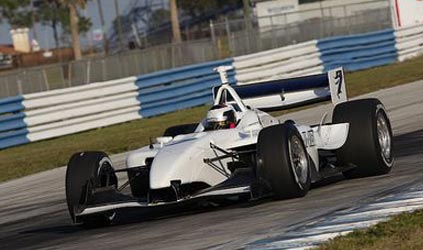 Sebring, 1° giorno: debutto da leader per Franck Montagny