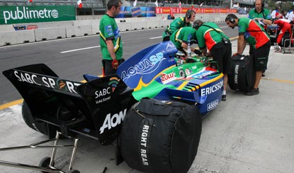 Mexico City, qualifica 1: Adrian Zaugg conquista la pole