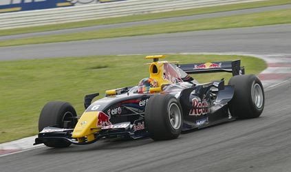 Silverstone, Superpole: Robert Wickens vola al primo posto