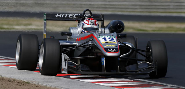 Hitech prosegue nel FIA F.3<br />Oakes: "Per noi una grande sfida"