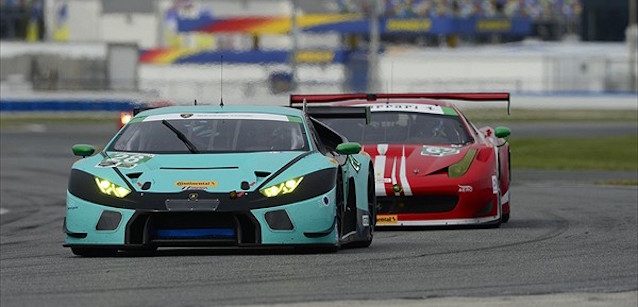 Daytona, 2° giorno<br />Pla indisturbato, Lambo al top in GTD