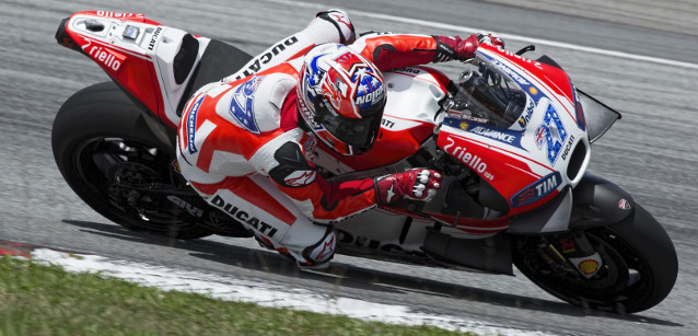 Stoner di nuovo in sella alla Ducati<br />54 giri percorsi a Sepang