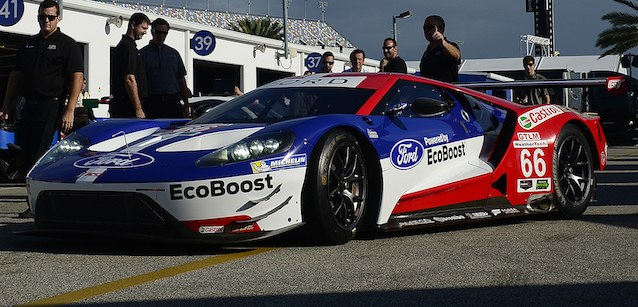 Al via i test collettivi di Daytona