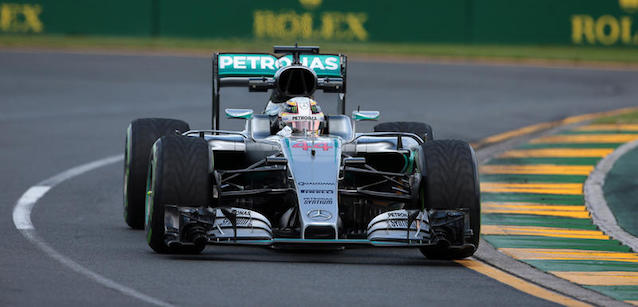 Melbourne - Libere 2<br />Hamilton leader, Rosberg a muro