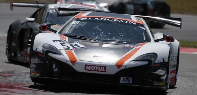 Sprint al Nurburgring, gara <br />Vittoria di Parente-Bell