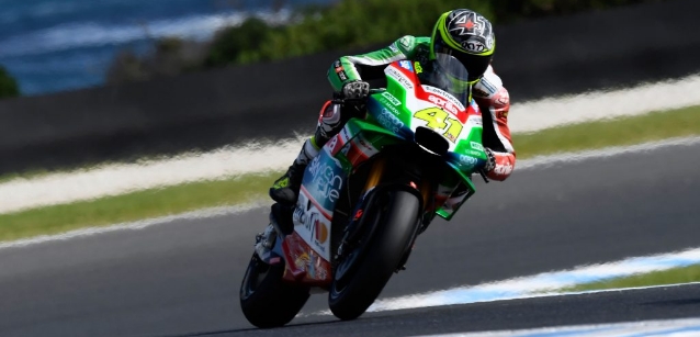 Aleix Espargaro rinuncia a Sepang<br />Aprilia al via solo con Lowes