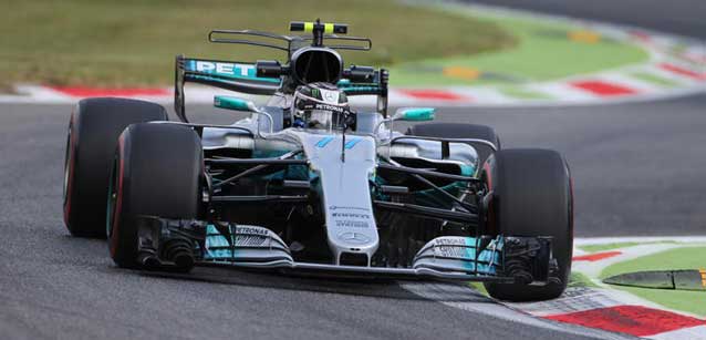 Monza - Libere 2<br />Mercedes al top, Ferrari vicinissima