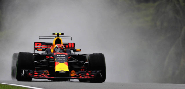 Sepang - Libere 1<br />Verstappen comanda con la pioggia