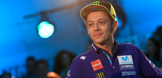 Rossi rinnova con la Yamaha<br />In MotoGP fino alla fine del 2020