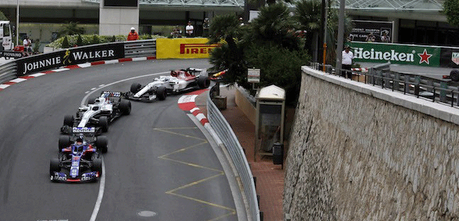 La stranezza di MonteCarlo<br />Un GP in stile safety-car