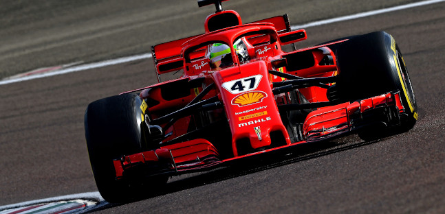 Ferrari, quarta giornata a Fiorano:<br />oggi staffetta fra Sainz e Schumacher