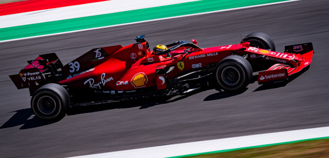 Shwartzman sulla Ferrari 2021,<br />allenamento al Mugello per le FP1