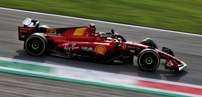 Monza - Libere 2<br />Sainz convince, Perez in ghiaia