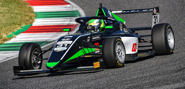 Mugello, libere 1<br />Tris US Racing