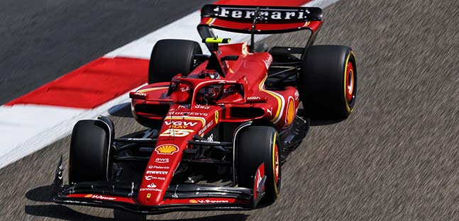 Test a Sakhir – 3° giorno mattina<br />Sainz e Ferrari primi in classifica<br />Altra sospensione per un tombino