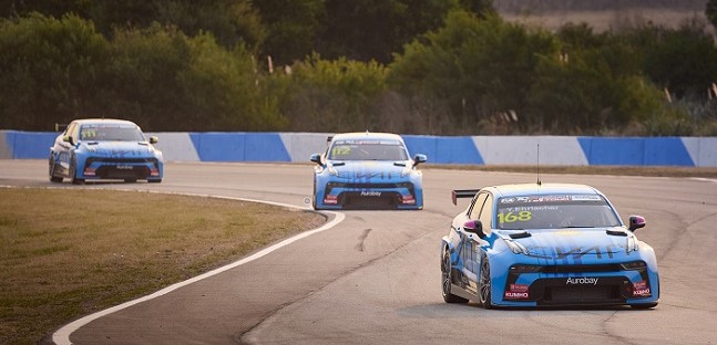 TCR World Tour a El Pinar<br />Lynk & Co vince con Ehrlacher e Bj&ouml;rk