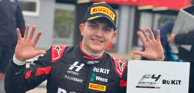 Hitech a Spielberg con Bearman jr<br />e il leader e il terzo della F4 inglese