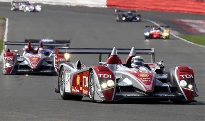 Silverstone, gara: Audi campione, debacle Peugeot