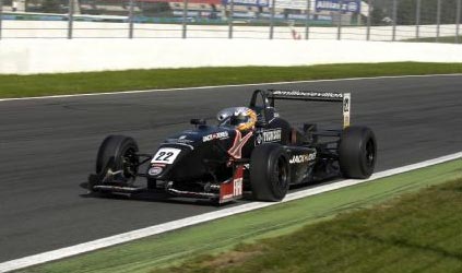 Magny-Cours, qualifica: rientro con pole per Maximo Cortes