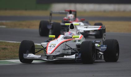 ANTEPRIMA<br>La GP3 è rimandata al 2010