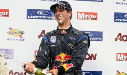 Oulton Park, gara 1: Daniel Ricciardo si prende la vittoria