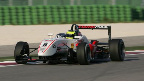 Imola, libere 1: Daniel Campos apre il week-end