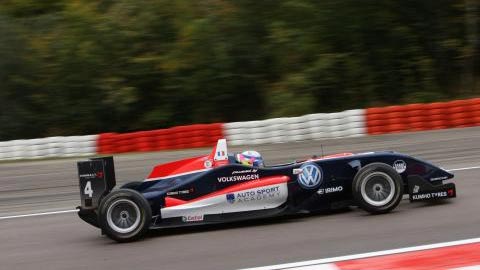 Hockenheim, libere: Vernay porta il VW davanti