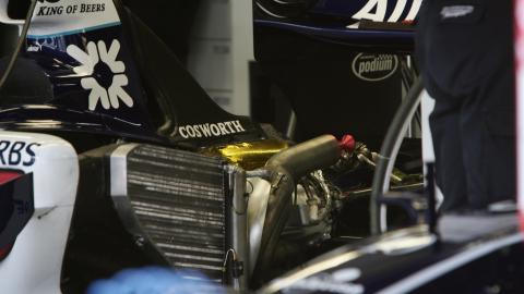 Williams conferma Cosworth per il 2010