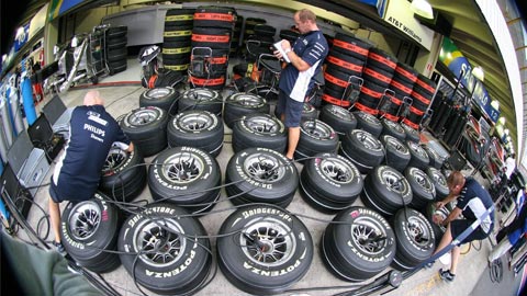 La Bridgestone lascer&agrave; la F.1<br>Chi fornir&agrave; le gomme nel 2011?