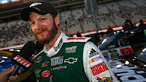 Atlanta, qualifica: pole record di Earnhardt