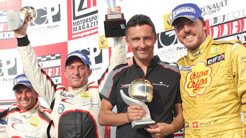 Misano, gara 2: Lenzotti vince in volata