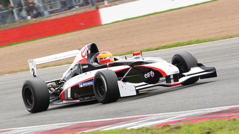 Silverstone, gara 2: Korjus campione 2010<br>Prima vittoria di Tarancon