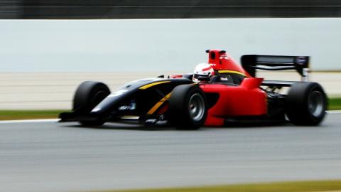 Brundle ripetente nel 2011