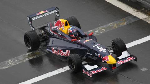 Nurburgring, qualifica 2: Kvyat imprendibile