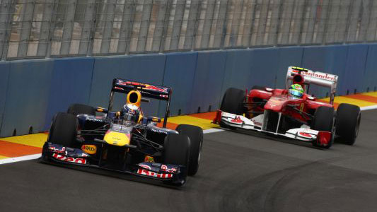Marko: 'Red Bull perderà mezzo secondo'<br>Vicino il rinnovo con la Renault