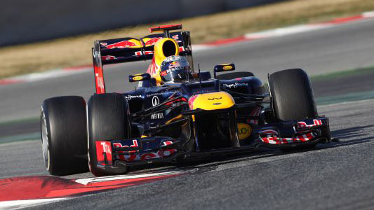 Diretta da Montmel&ograve; - 1° giorno<br>Vettel si impone con le hard<br>Sette monoposto in un secondo