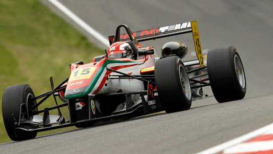 Brands Hatch - Gara 1<br>Marciello stellare, quarta vittoria