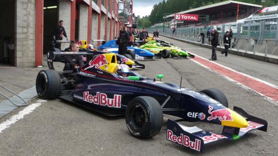 Spa, libere 2: Kvyat si conferma