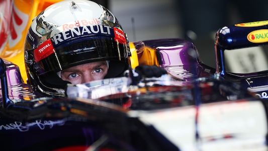 Jerez, 4° giorno ore 13<br>Vettel impressiona, una buca ferma tutti!<br>Il commento LIVE di Italiaracing