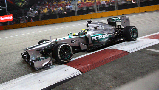 Marina Bay - Libere 1<br>Hamilton nella notte di Singapore