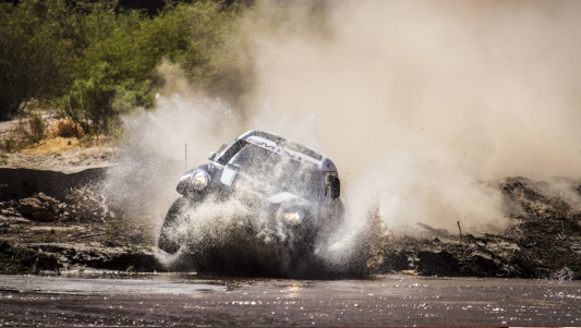 Dakar - 9° Tappa<br>Peterhansel attacca, Coma conserva