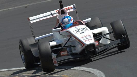 F.Toyota ad Hampton Downs<br>Tre vincitori, Tang nuovo leader