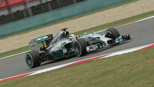 Shanghai - Libere 2<br>Hamilton conduce, Alonso lo bracca