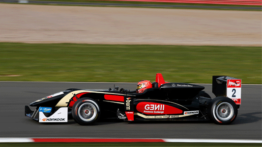 Silverstone - Gara 2<br>Ocon apre la tripletta Prema