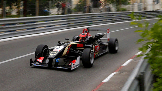 Pau, qualifica 1: Ocon e Verstappen marziani