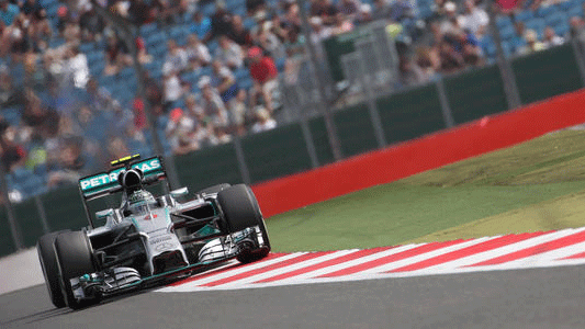 Silverstone - Libere 1<br>Rosberg comanda, Massa sbatte